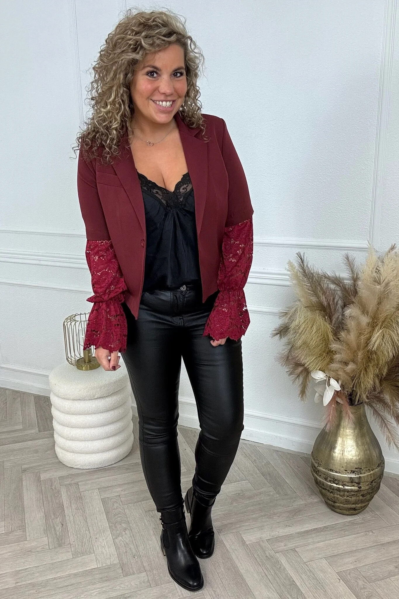 Abby Lace Blazer - Burgundy