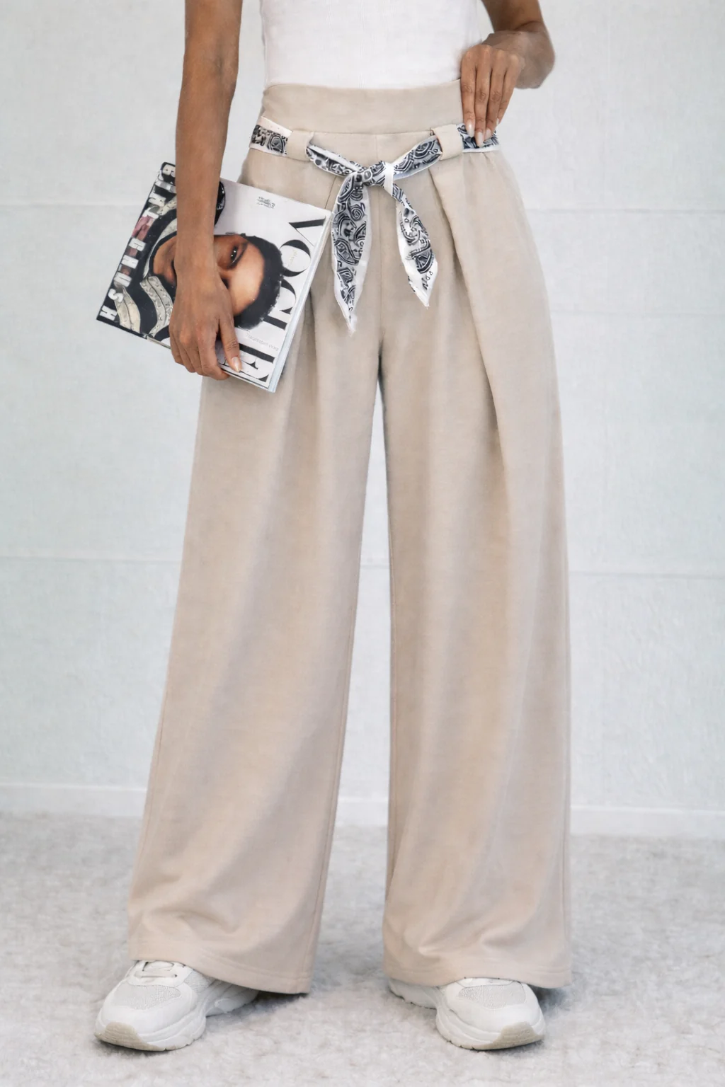 Bandana Scuba Balloon Pants - Beige