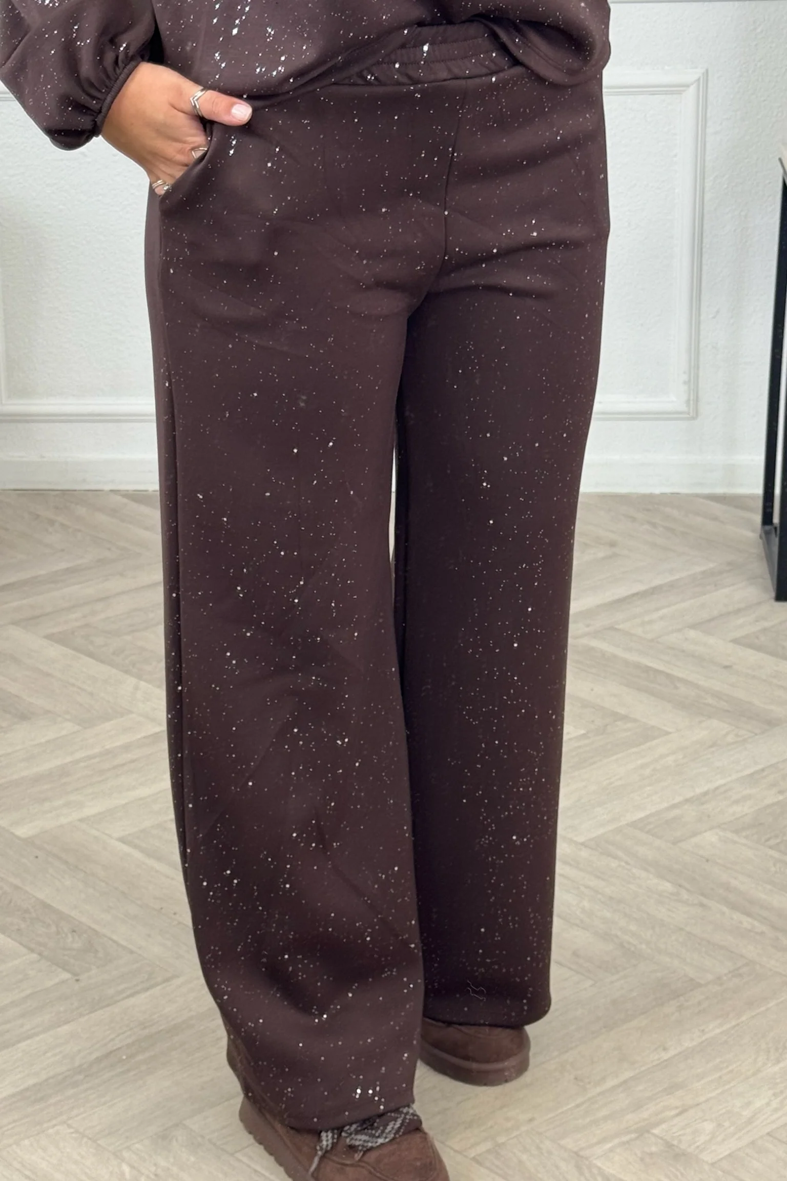 Comfy Glitter Set - Brown - Image 3
