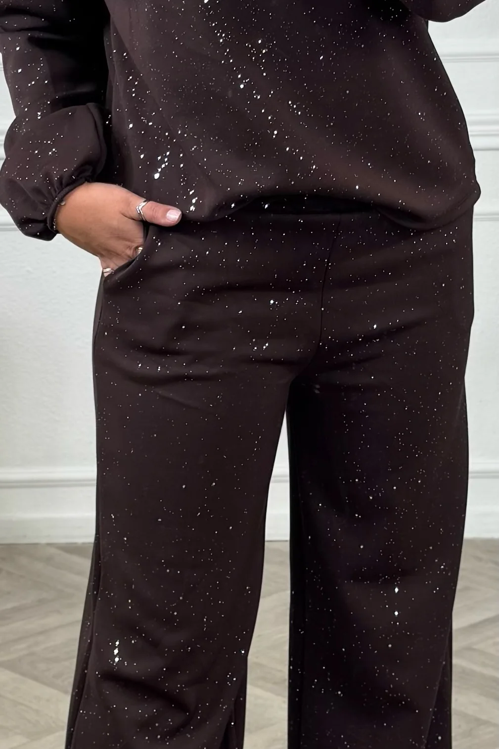 Comfy Glitter Set - Brown - Image 5