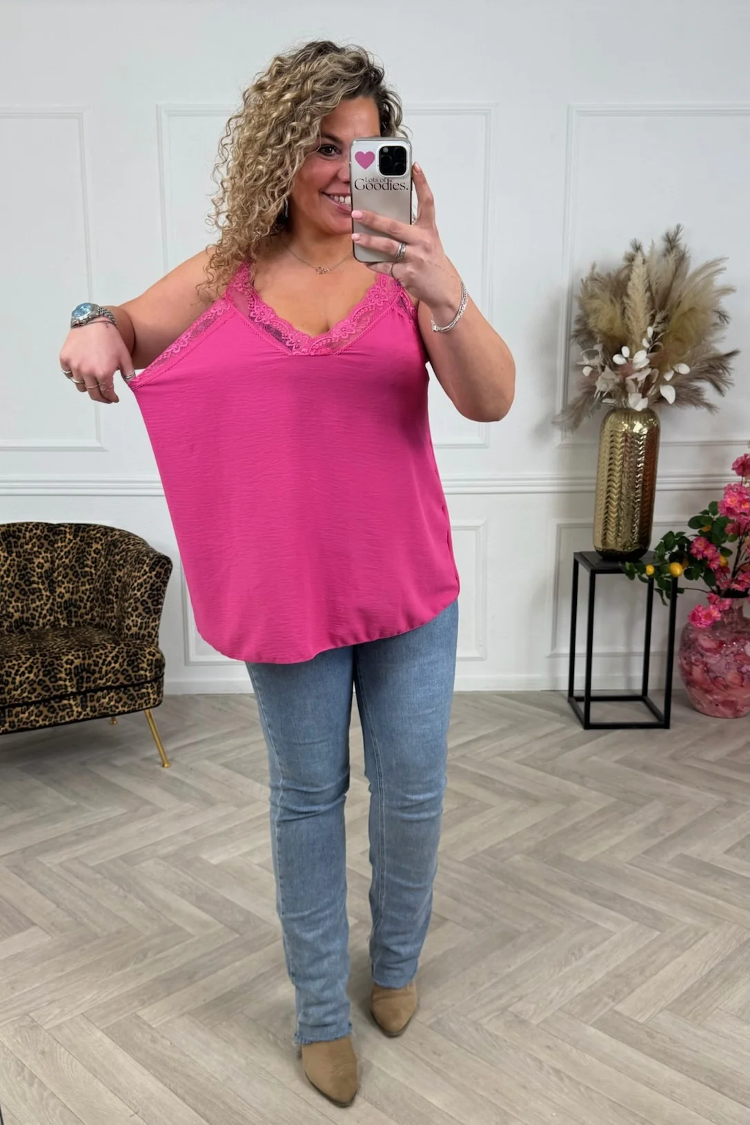 Curvy Sisi Lace Top - Fuchsia - Image 3