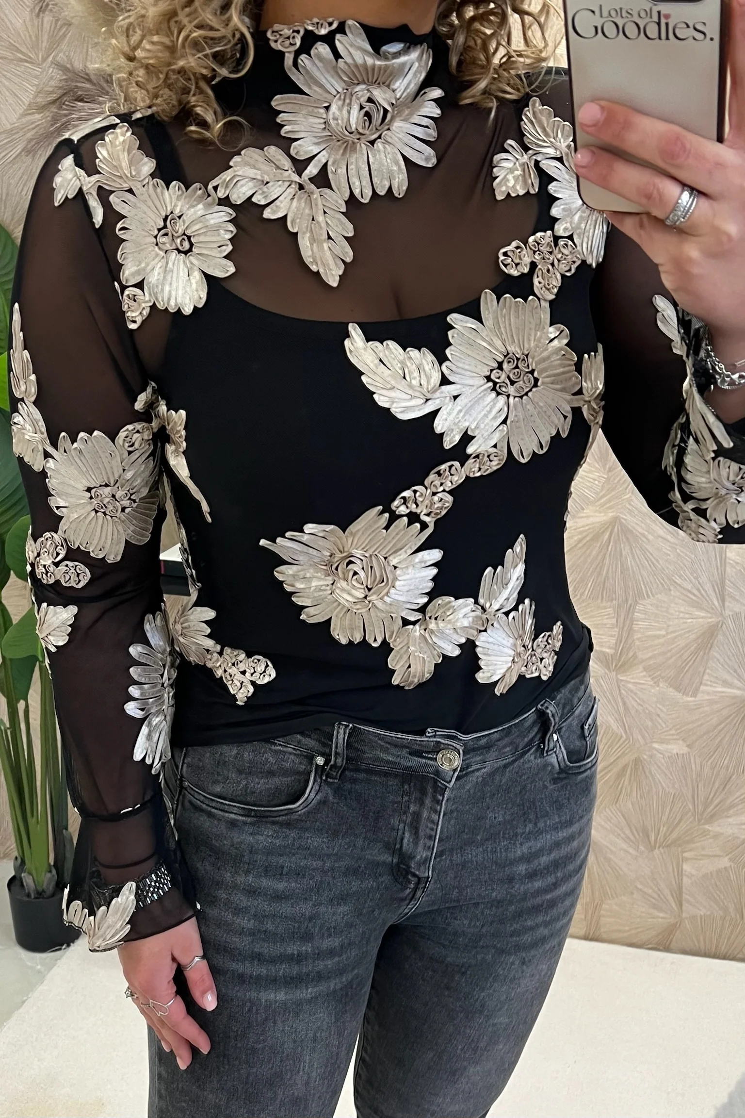 Floral Embroidery Coll Top - Black/Beige - Image 2
