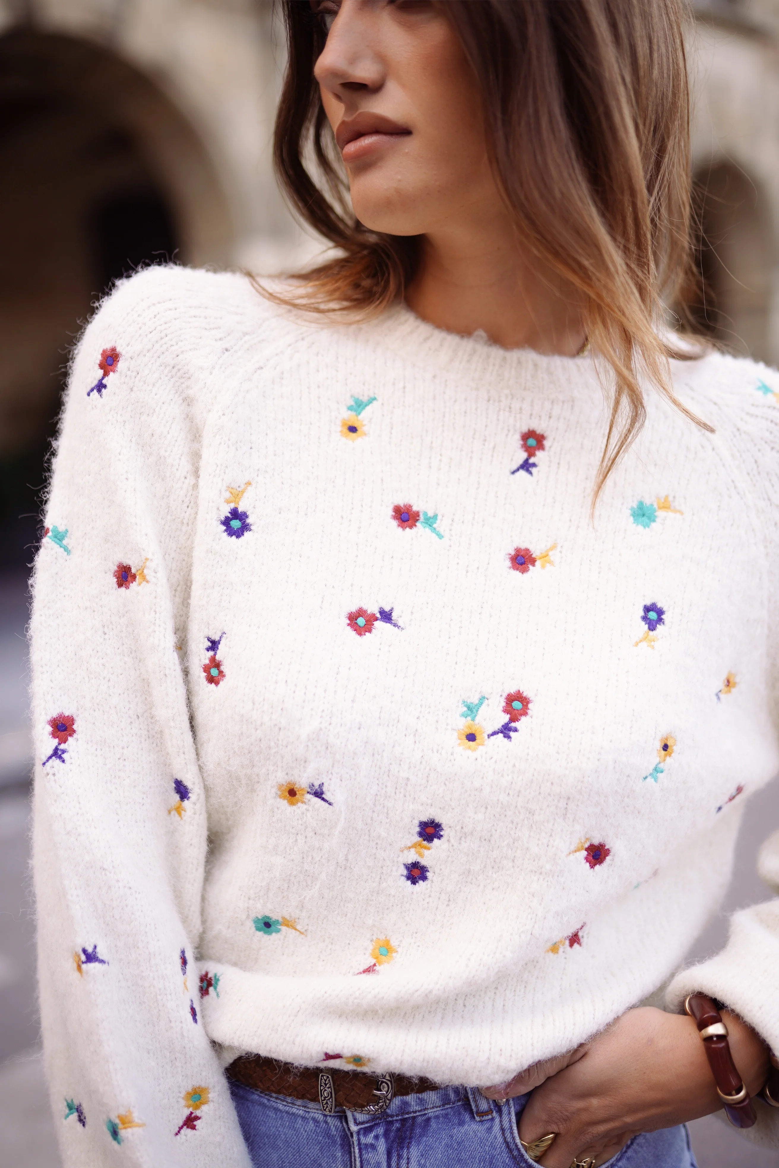 Gisèle Flower Sweater - Beige - Image 2
