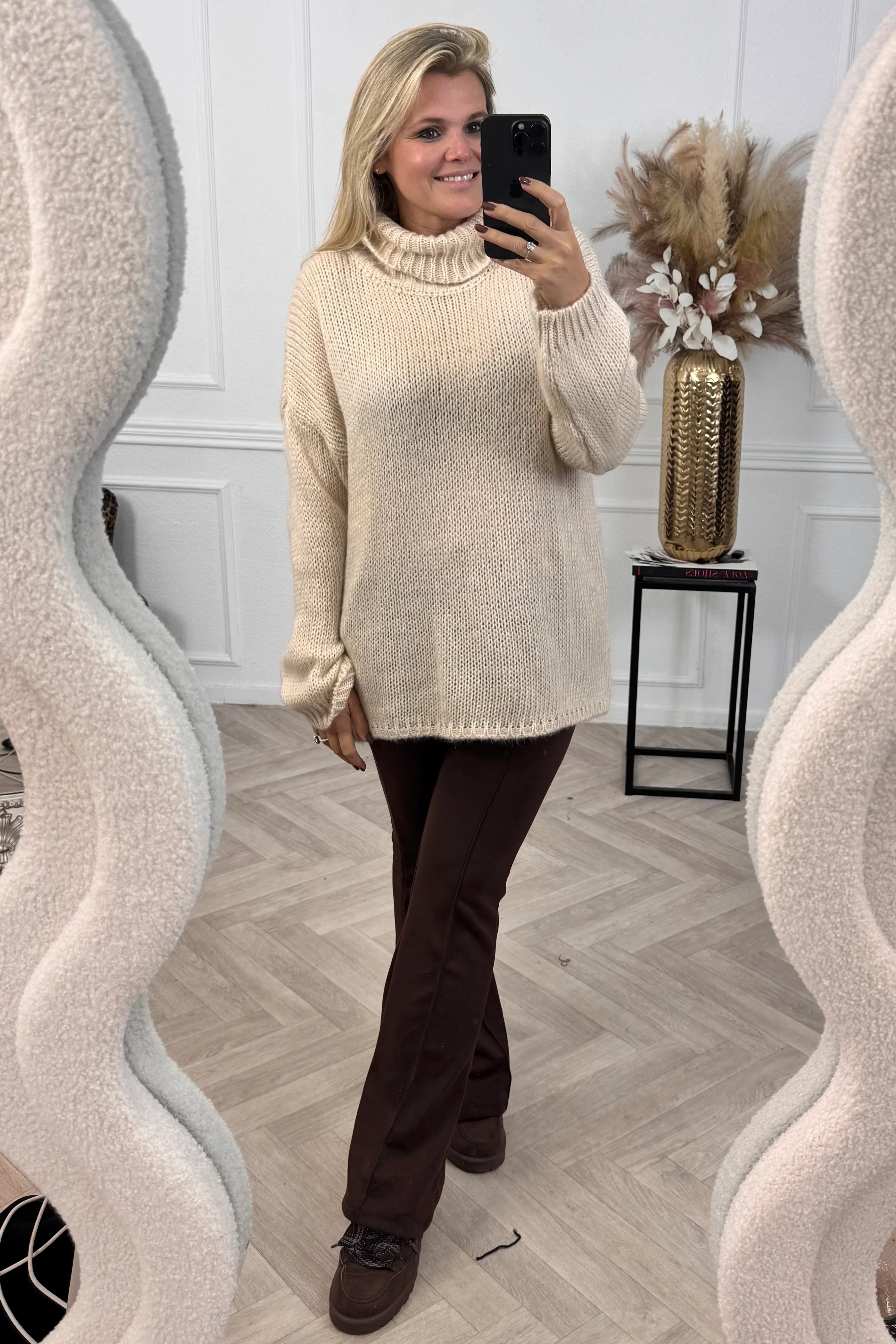 Perfect Knitted Coll Sweater - Beige - Image 2