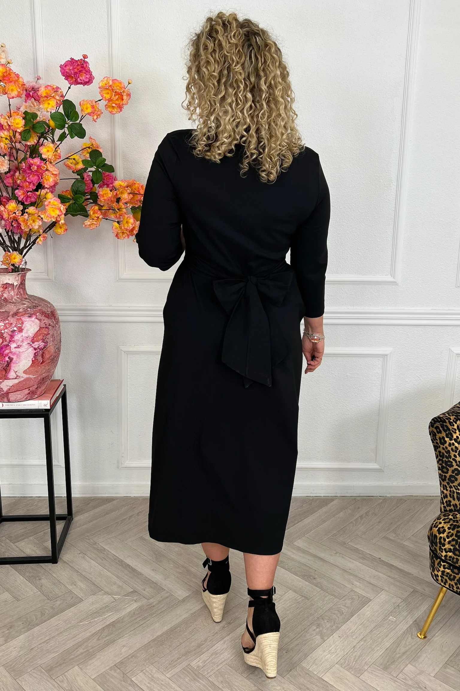 Perfect Travel Strik Dress - Black - Image 2