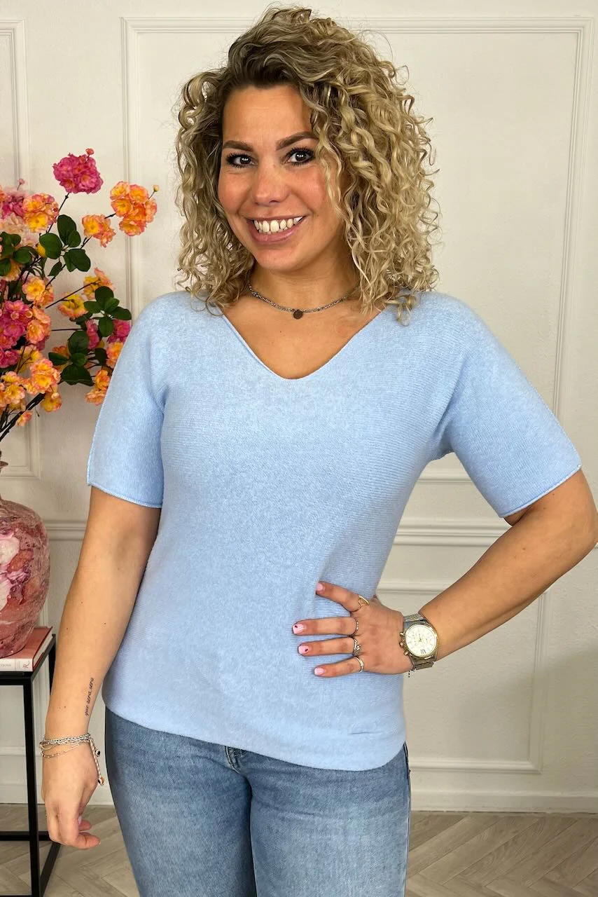 Short Sleeve Macy V Sweater - Light Blue - Image 2